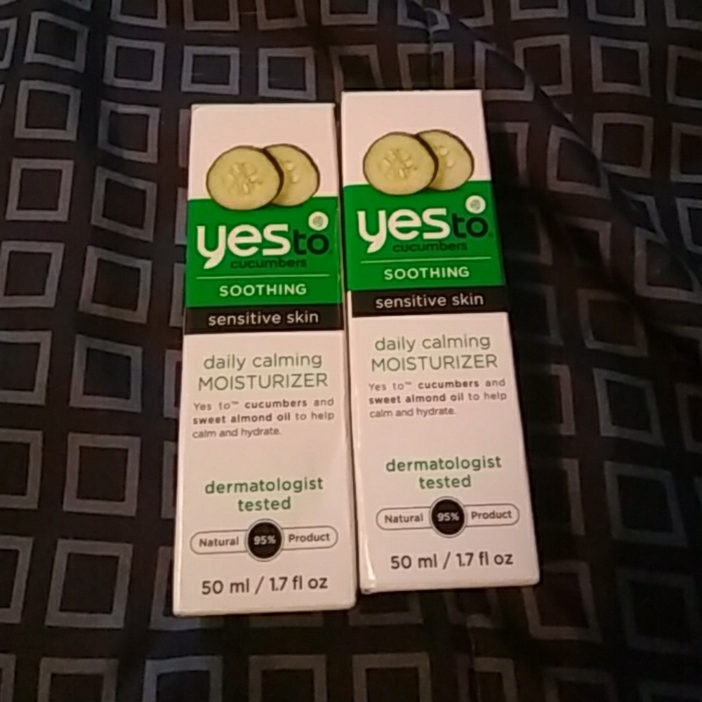 Yes to cucumbers skin moisturizer